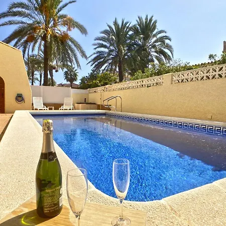 Villa Spanish Connection - A Pie De Playa *